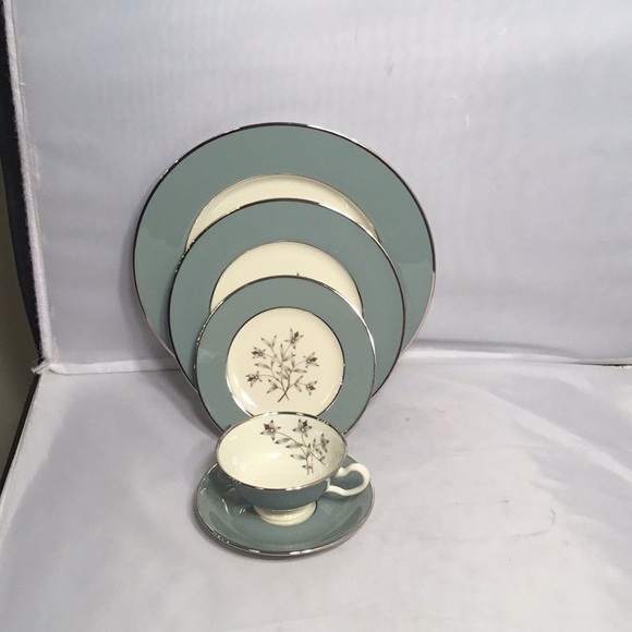 LENOX  KINGSLEY X- 445 MADE IN USA COLLECTIBLE 5 PIECES DINNERWARE FOR 1 - Picture 2 of 9